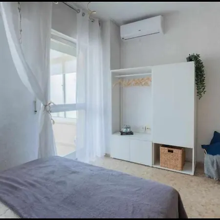 דירה Cozy Near The טורמולינוס