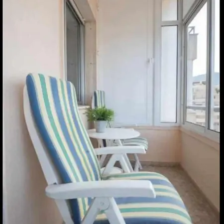 דירה Cozy Near The טורמולינוס